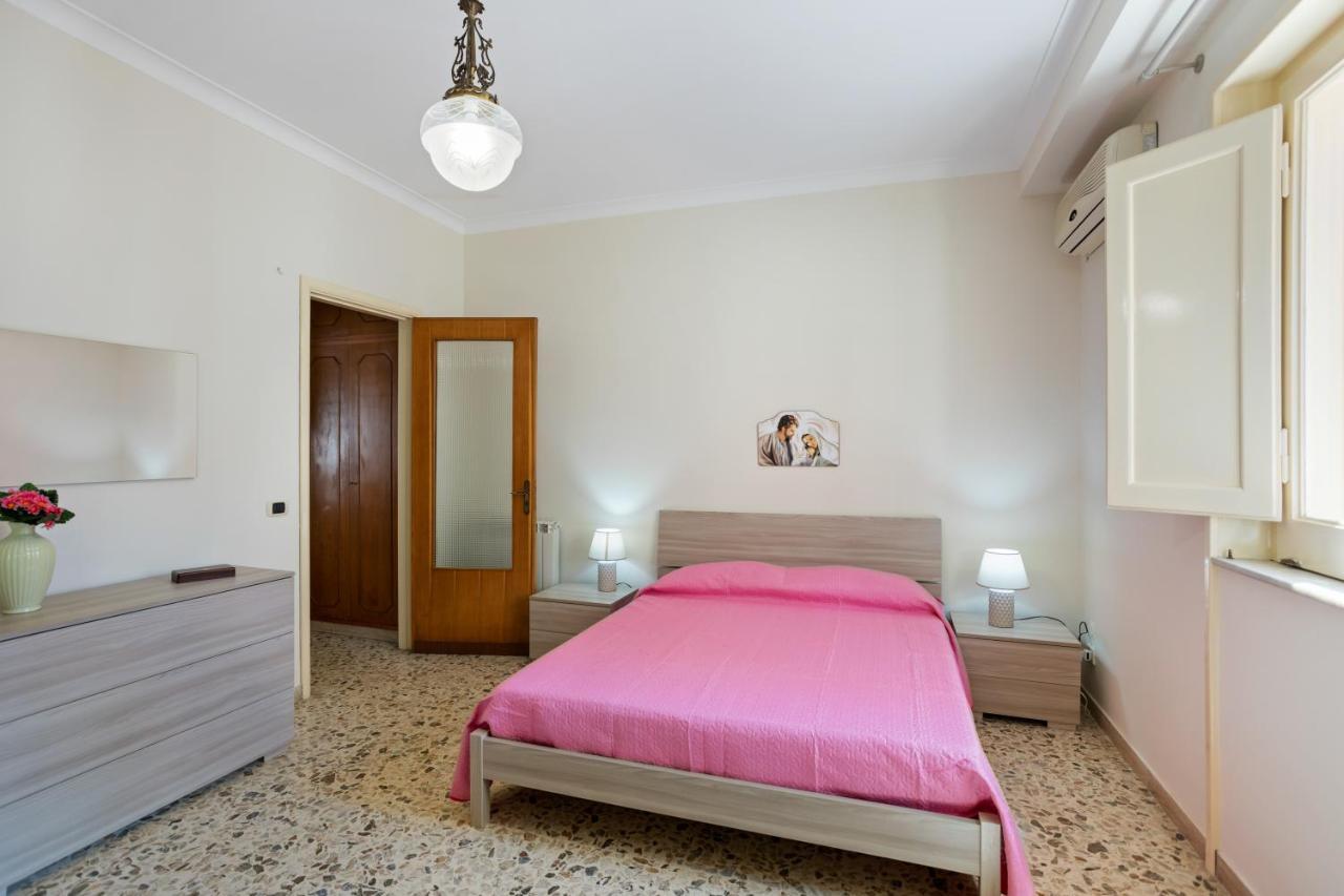 Tra Il Centro E Il Mare Apartment Con Terrazzo Aci Castello Exterior foto