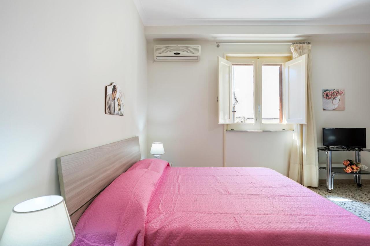 Tra Il Centro E Il Mare Apartment Con Terrazzo Aci Castello Exterior foto