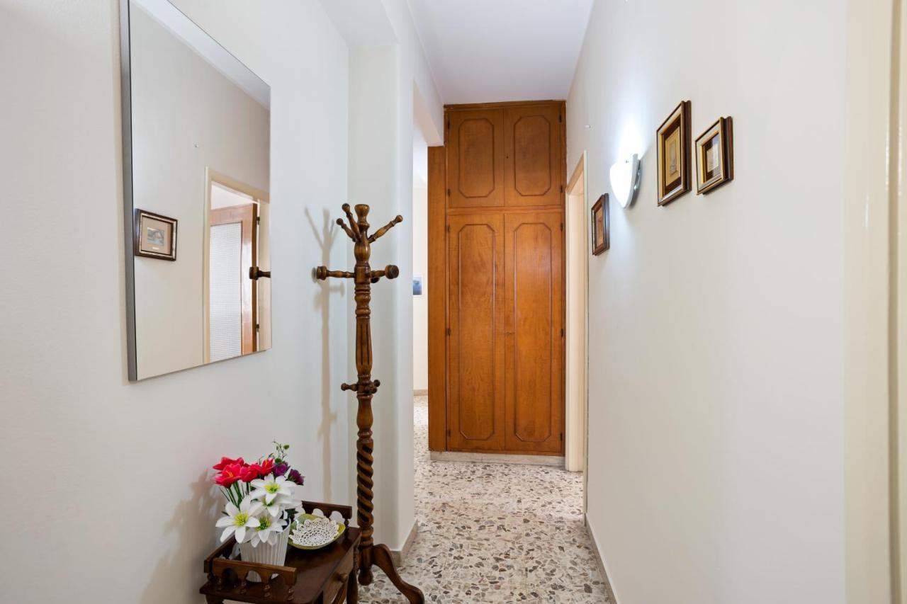 Tra Il Centro E Il Mare Apartment Con Terrazzo Aci Castello Exterior foto